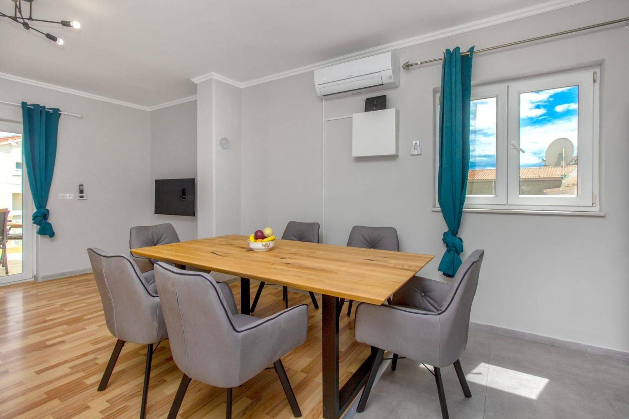 Apartments Alaga Tribalj 外观 照片