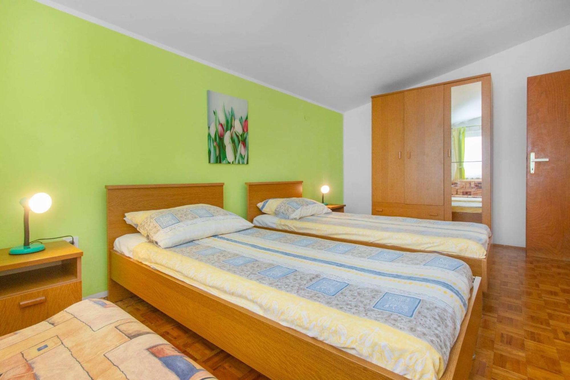 Apartments Alaga Tribalj 外观 照片
